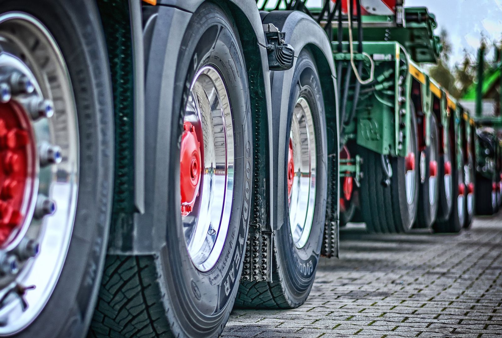 Reifenwechsel LKW Werkstatt